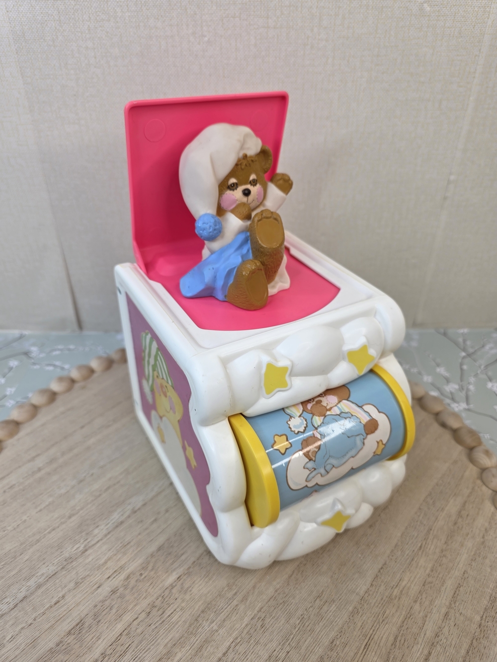 Vintage 1987 FISHER PRICE TEDDY BEDDY BEAR Jack In The Box